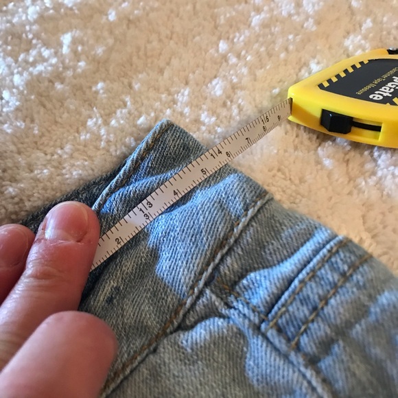 Boom Boom Jeans Size 5 Frayed Cut Off Jean Shorts - Picture 5 of 5